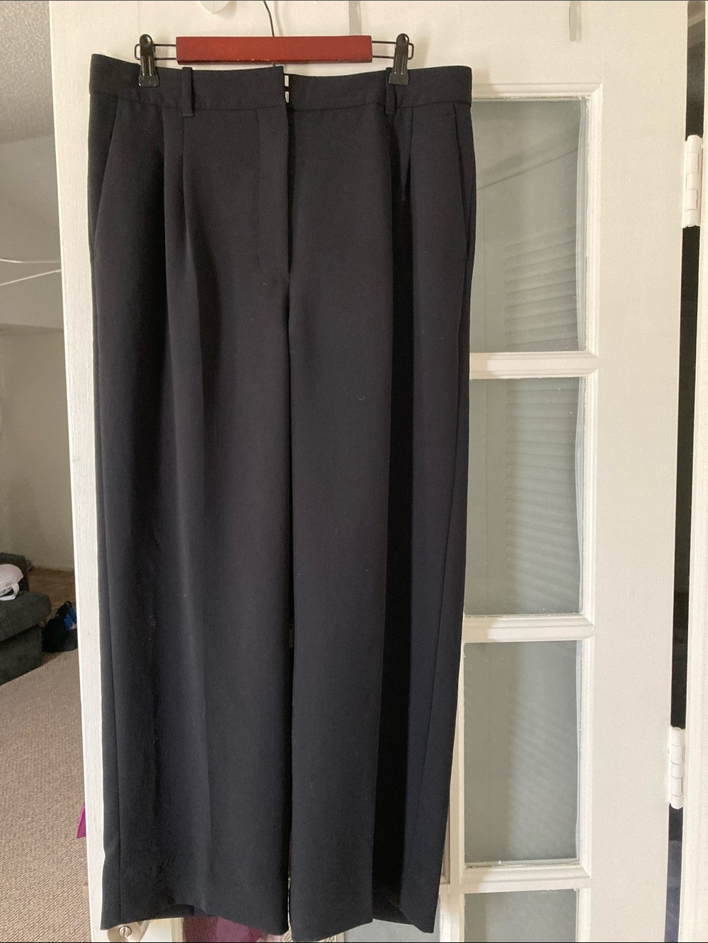 Aritzia Black Pencil Skirt with Front Pleats